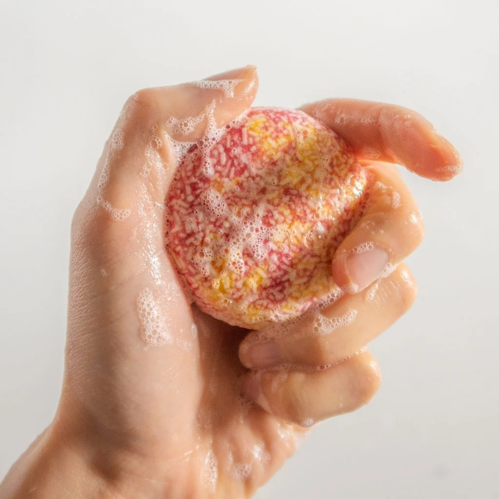 Pink Hibiscus Shampoo & Conditioner Bundle - Image 2